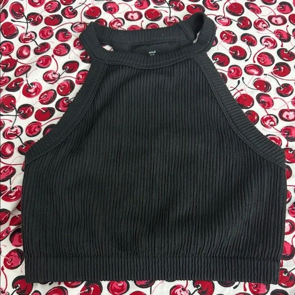 Black Ribbed top - Picture 1 of 1